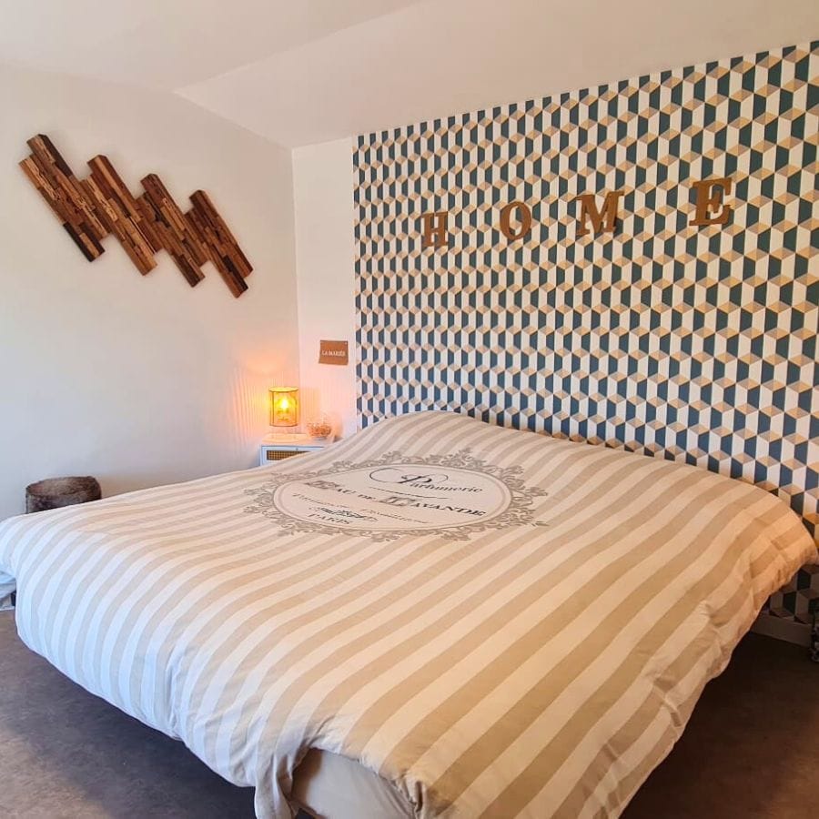 Chambre décorée avec soin – Séjour de charme à Salernes dans le Var Gite Figuier
